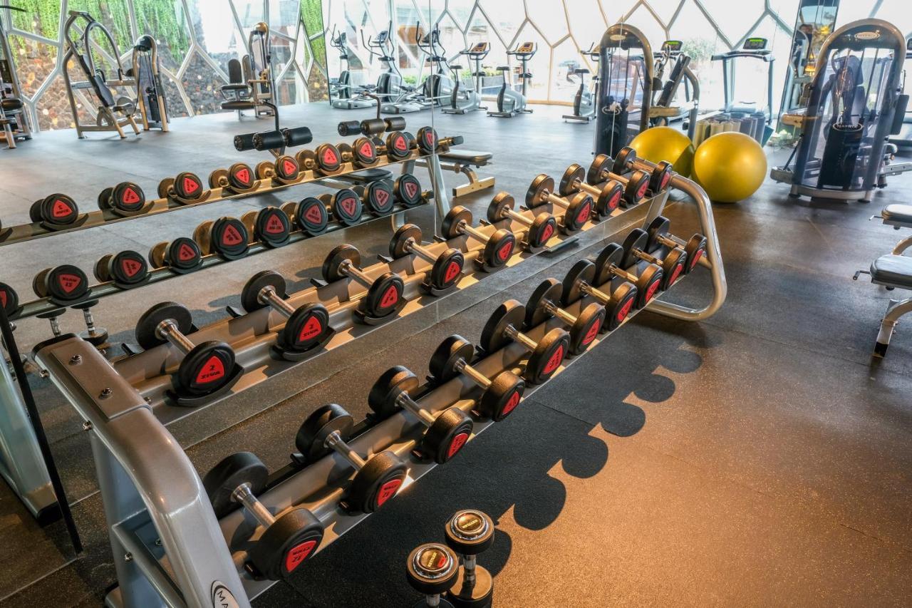 Ts Suites Seminyak Extérieur photo A gym in the United Kingdom